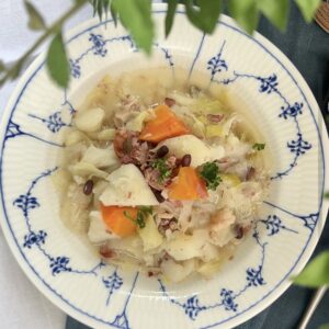 什錦蔬菜湯Soupe aux Choux-Garbure